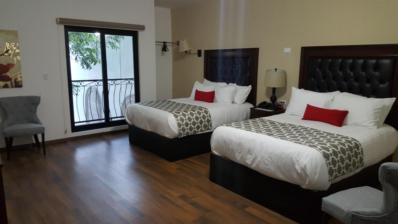 Los Nogales Inn Camargo Zewnętrze zdjęcie